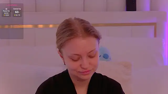 Snapshot of MollyHilton chatting on 17, 2, 2026 MollyHilton online show from 17, 2, 2026