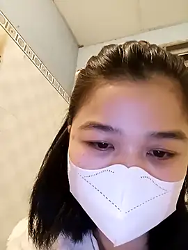 Daisy-lusia2026 online show from 4, 2, 2026