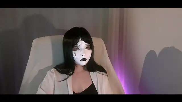 NoirLiliyaa online show from 4, 2, 2026