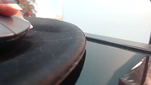 Mariannadalls online show from 2, 2, 2026