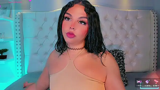 Maia Hotts online show from 27, 6, 2026