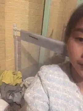 uyensexy online show from 1, 2, 2026