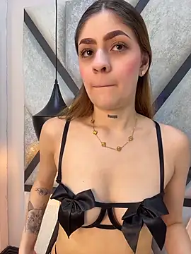 AriaWillssX online show from 2, 2, 2026