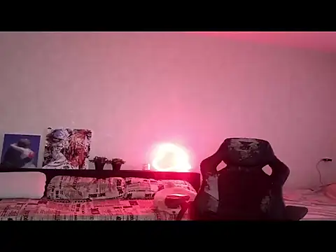 Kira Chain online show from 5, 2, 2026