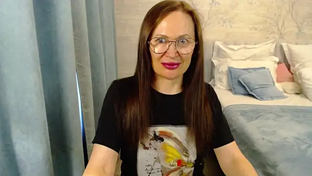 MarinaOnebest online show from 4, 5, 2026