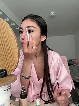 Bonny Eva online show from 17, 6, 2026