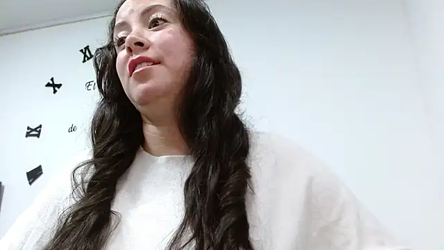 ElaMurray02 online show from 3, 2, 2026