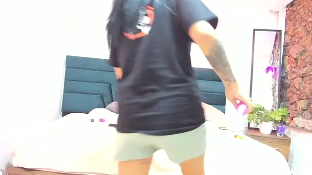 Dahliablack online show from 31, 1, 2026