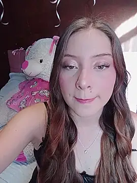 Snapshot of MimiSoftie chatting on 6, 5, 2026 MimiSoftie online show from 6, 5, 2026