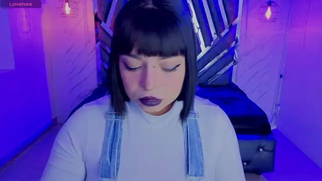  Vermell  online show from 5, 2, 2026