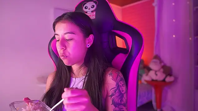 mavi boo online show from 2, 2, 2026