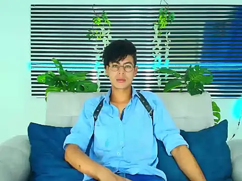 ThiiagoSaeenz online show from 2, 2, 2026