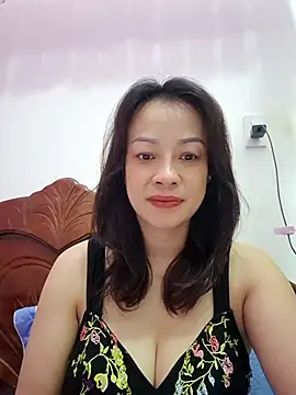 Baby-bigboobs2026 online show from 23, 6, 2026