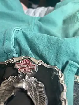 Snapshot of mileslongdeep chatting on 21, 3, 2026 mileslongdeep online show from 21, 3, 2026