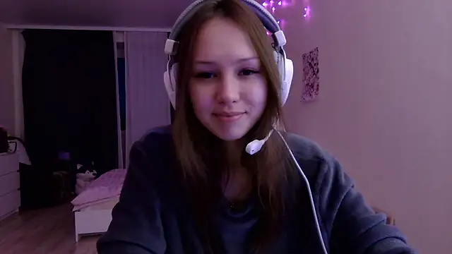 Nelly Sweetgirl online show from 1, 2, 2026