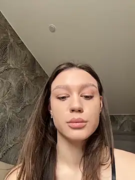 CarmenHill online show from 10, 5, 2026