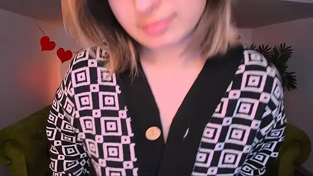 Snapshot of meowseduce chatting on 18, 3, 2026 meowseduce online show from 18, 3, 2026