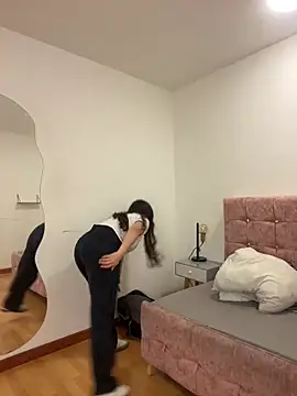 Annie bonnie  online show from 26, 2, 2026