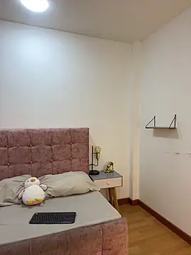 Annie bonnie  online show from 3, 3, 2026