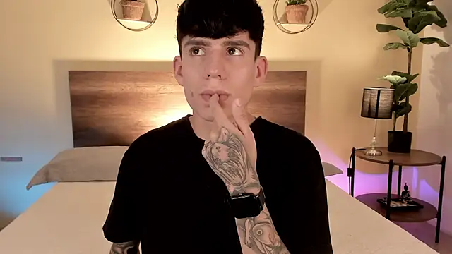 Angel eros  online show from 4, 2, 2026