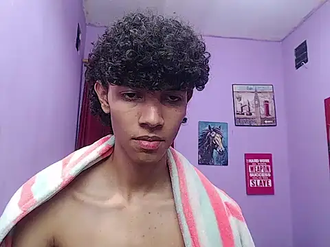 bigcock twinks online show from 25, 2, 2026