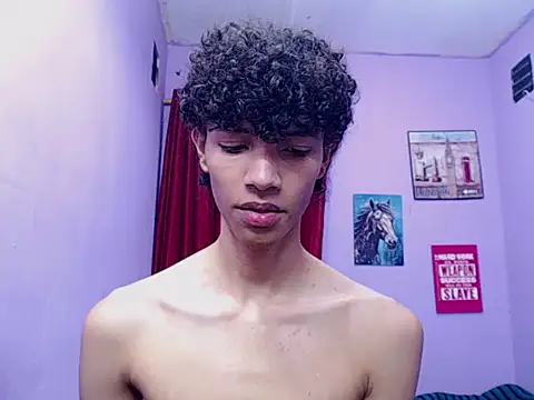 bigcock twinks online show from 24, 3, 2026