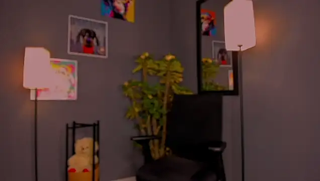 Olivia Thomson  online show from 7, 2, 2026