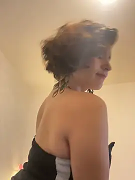 eva luz online show from 7, 5, 2026