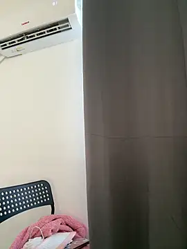 MelaFoxx online show from 8, 2, 2026