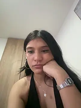 Snapshot of Karlaxmau chatting on 12, 4, 2026 Karlaxmau online show from 12, 4, 2026