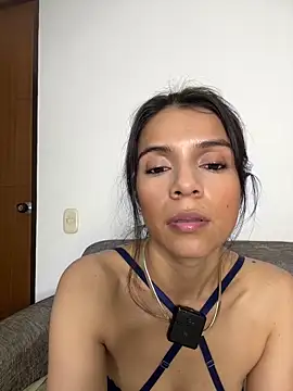 Snapshot of EvaMiranda chatting on 23, 6, 2026 EvaMiranda online show from 23, 6, 2026
