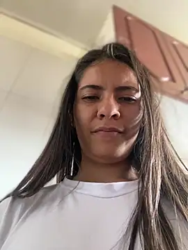 Snapshot of Esperanza_GS chatting on 28, 4, 2026 Esperanza GS online show from 28, 4, 2026