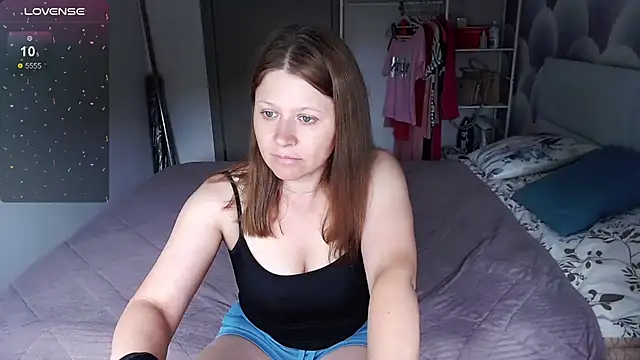Snapshot of Aleksasamuii chatting on 13, 7, 2026 Aleksasamuii online show from 13, 7, 2026