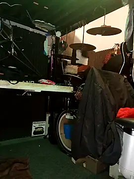 AllucyLu online show from 22, 2, 2026