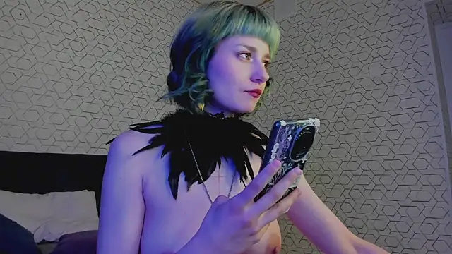Scarle Whisper online show from 11, 5, 2026