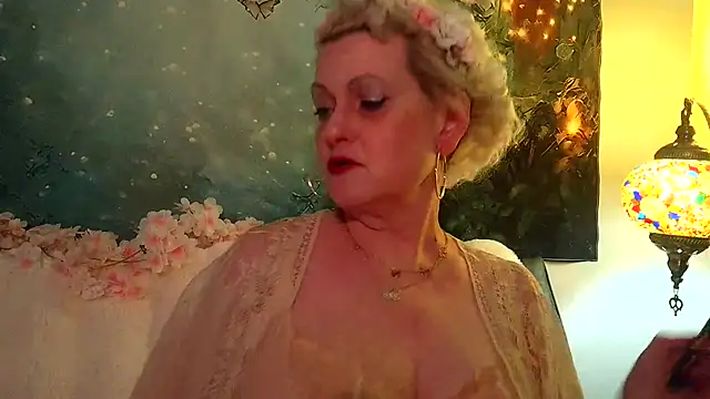 Snapshot of Blondie_the_librarian chatting on 27, 2, 2026 Blondie the librarian online show from 27, 2, 2026