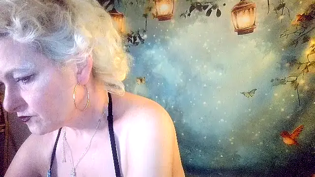 Blondie the librarian online show from 9, 5, 2026