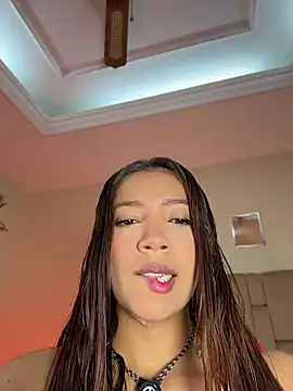 Snapshot of Pushaina__1 chatting on 9, 7, 2026 Pushaina 1 online show from 9, 7, 2026
