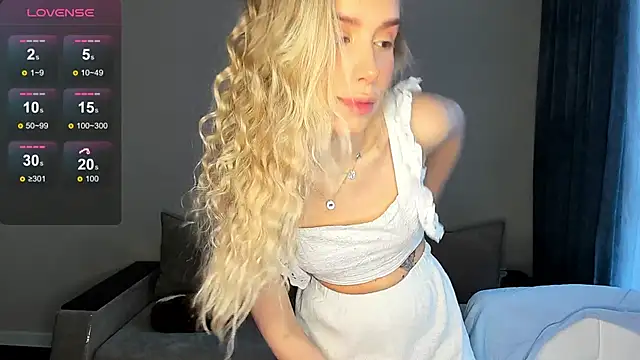 Elysia kiss online show from 27, 2, 2026