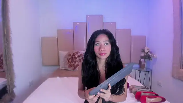 Lara pons online show from 2, 6, 2026