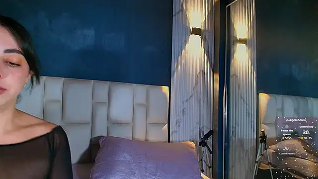 CORAL FOX online show from 17, 2, 2026