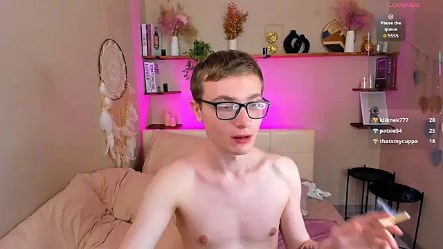 Snapshot of Emmit_Barker chatting on 27, 6, 2026 Emmit Barker online show from 27, 6, 2026