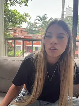Mia Rosee1 online show from 10, 5, 2026