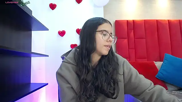 Luna Millers online show from 1, 3, 2026