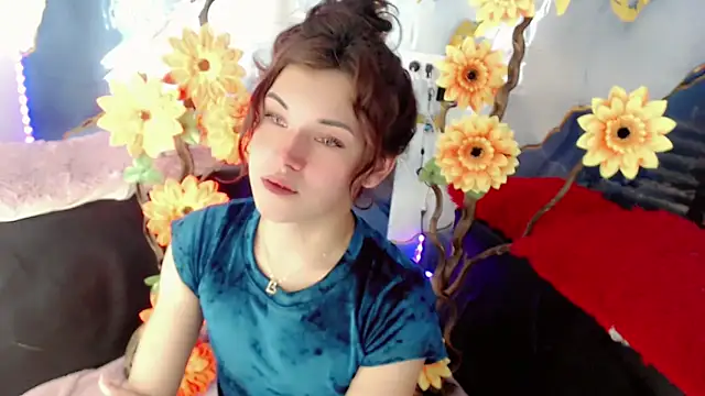 NathalialLooes online show from 14, 6, 2026