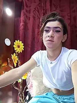 NathalialLooes online show from 15, 6, 2026