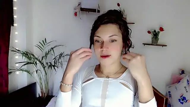 NathalialLooes online show from 23, 6, 2026