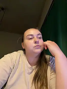Snapshot of AlyaX_X chatting on 4, 6, 2026 AlyaX X online show from 4, 6, 2026