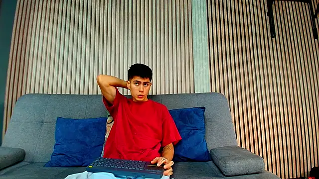 Aron pulse online show from 6, 3, 2026