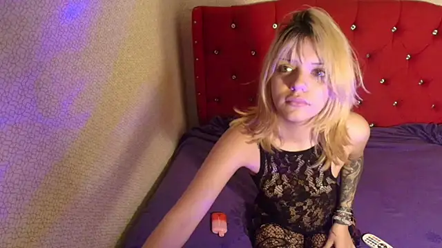 LilytReinolds online show from 11, 5, 2026